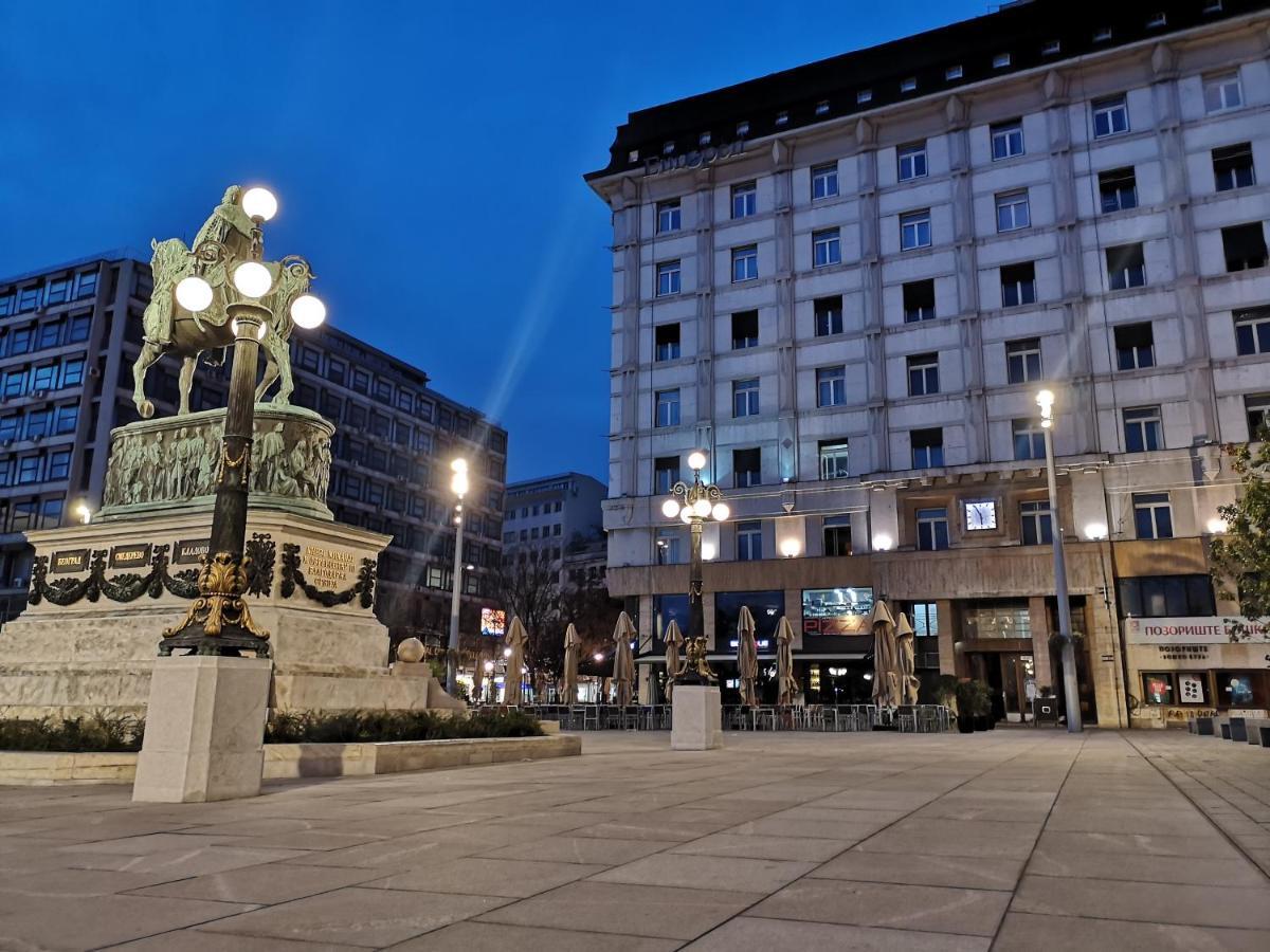 Five Points Square - City Center Belgrade Extérieur photo